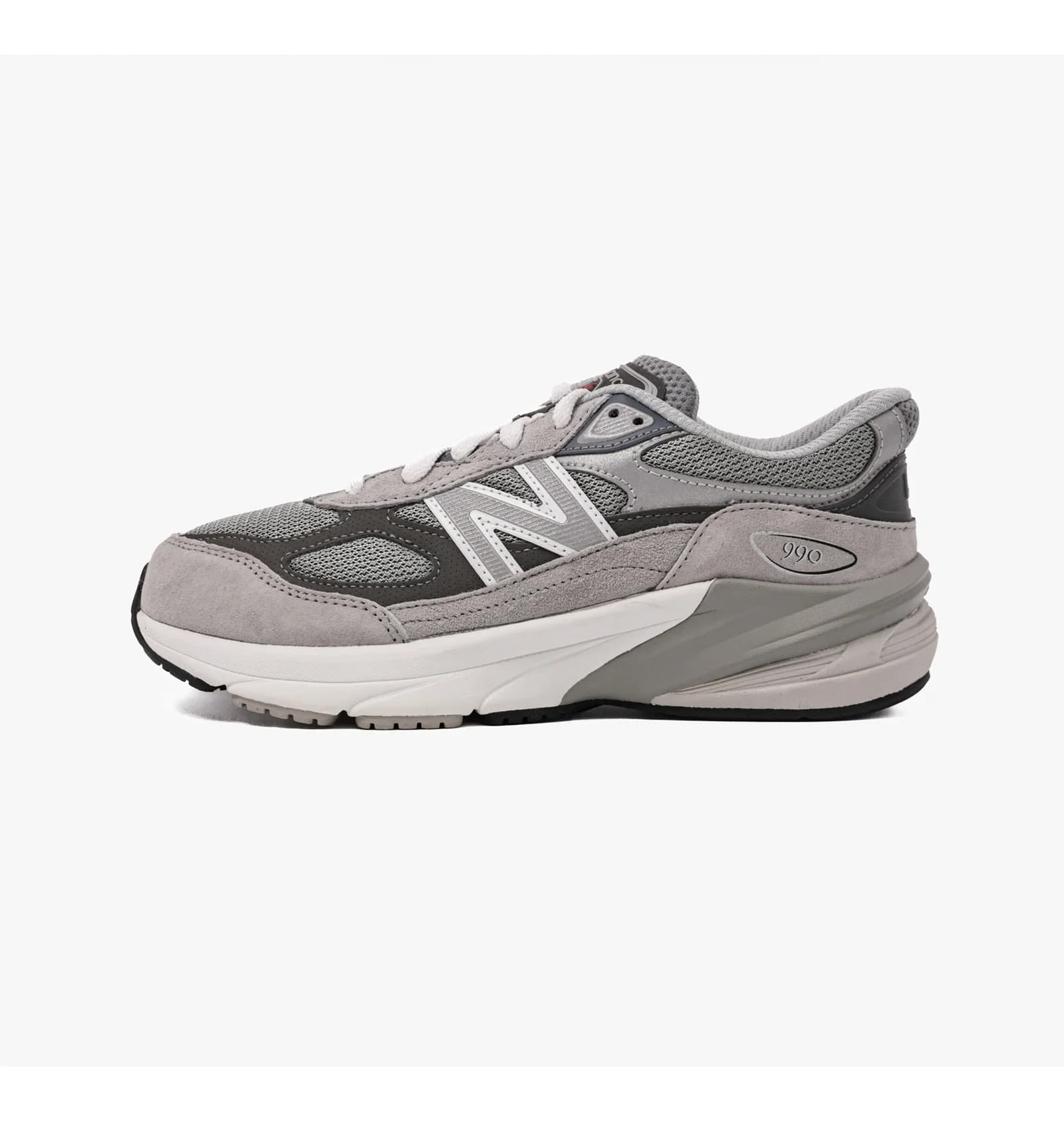 New Balance 990 V6 thumbnail 3
