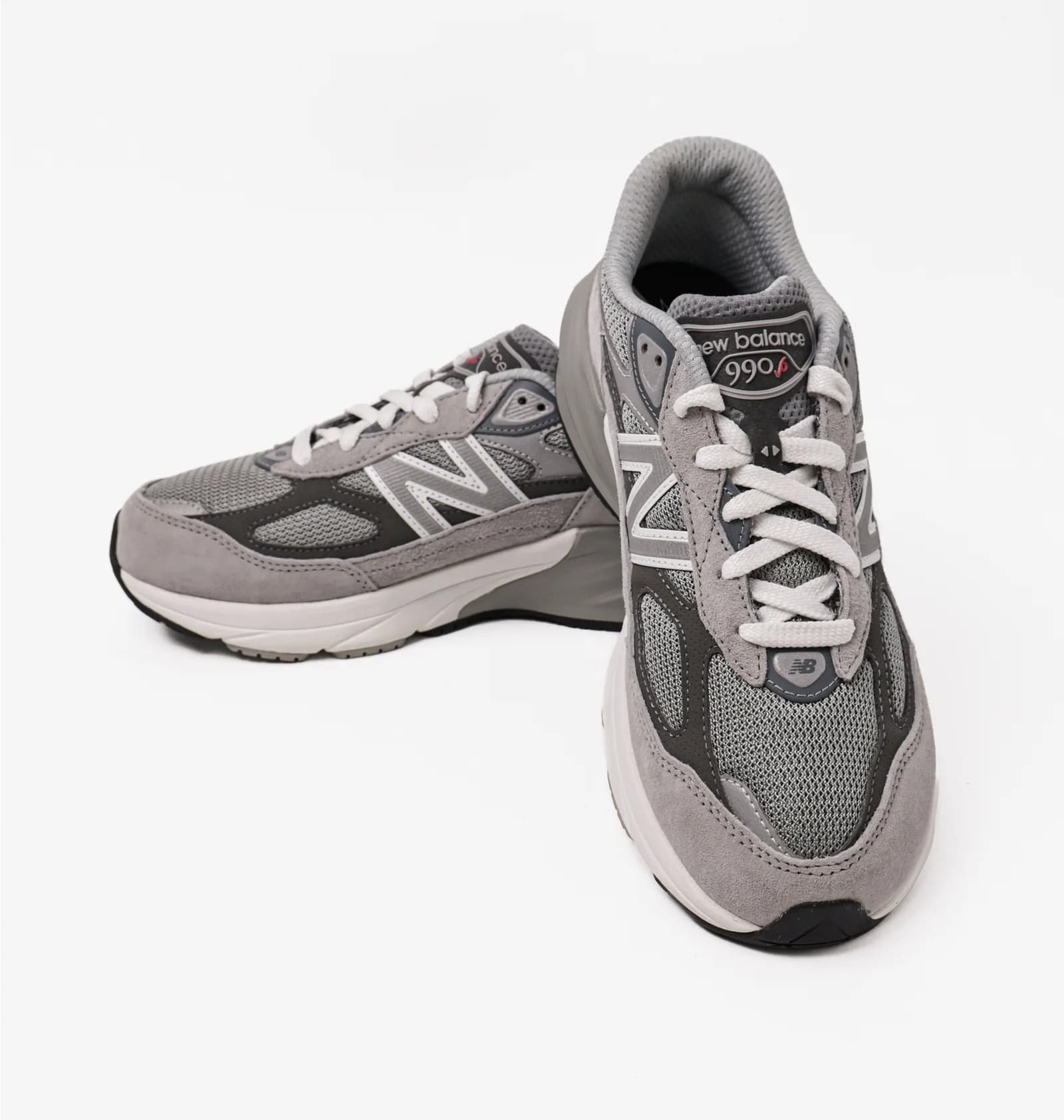 New Balance 990 V6 thumbnail 8