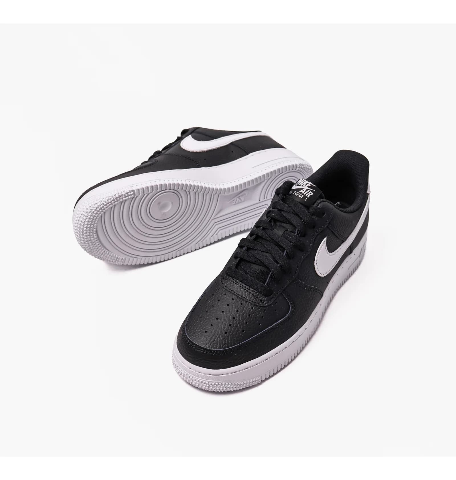 Nike Air Force 1 07 thumbnail 6