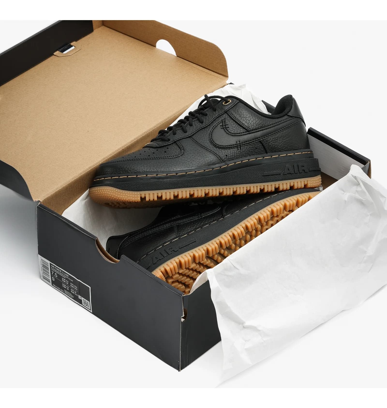 Nike Air Force 1 Luxe thumbnail 7